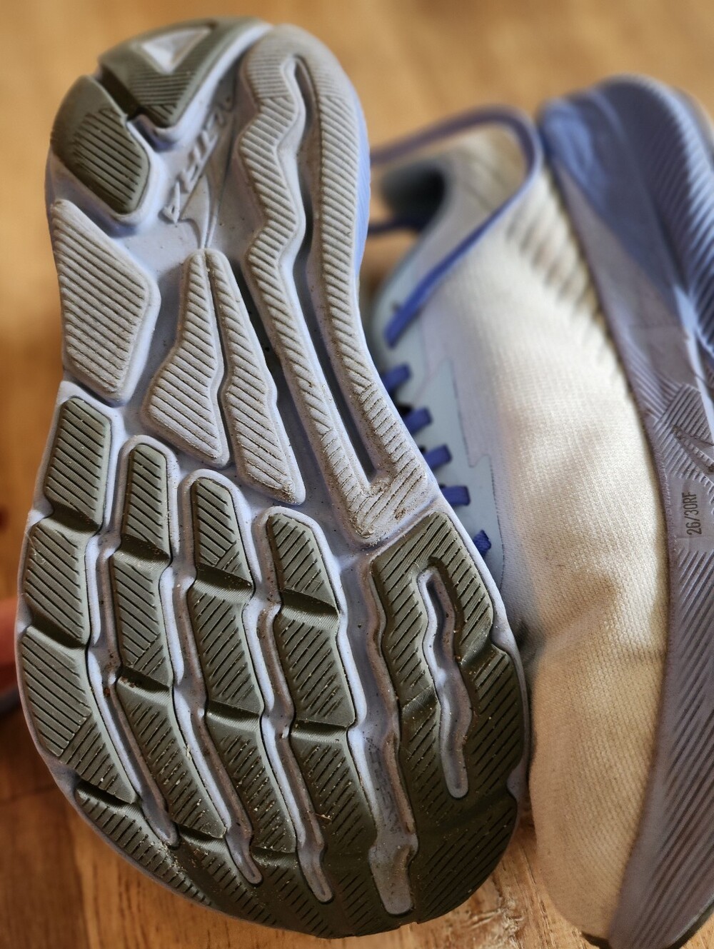 ALTRA Fwd Experience Lavendar And Grey Running Shoes. Size 8 - Picture 3 of 13